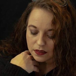 Meet your Posher, Marissa